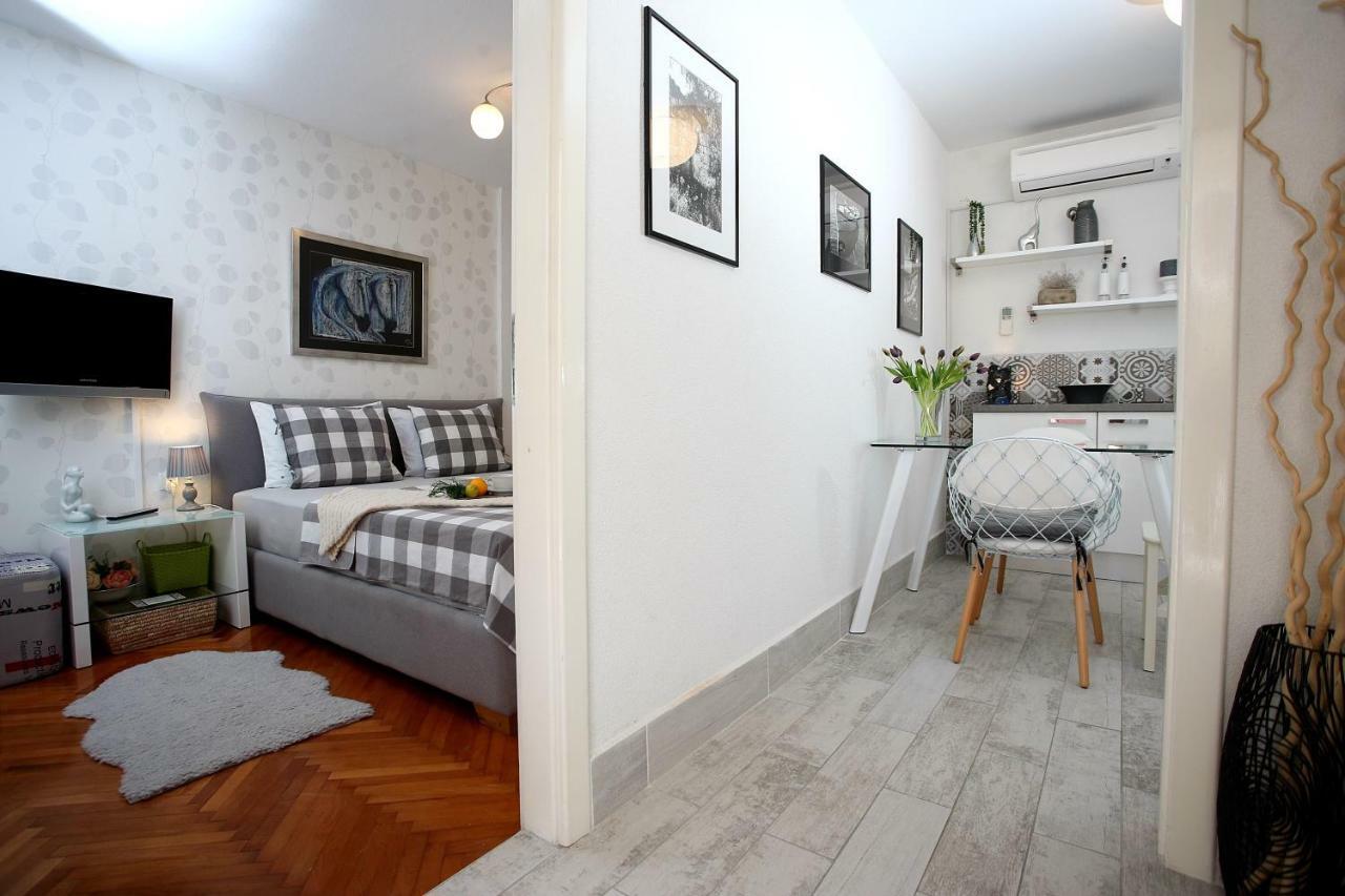 Charming Seaside Apartment Primošten Dış mekan fotoğraf