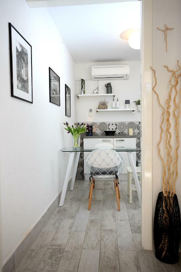 Charming Seaside Apartment Primošten Dış mekan fotoğraf