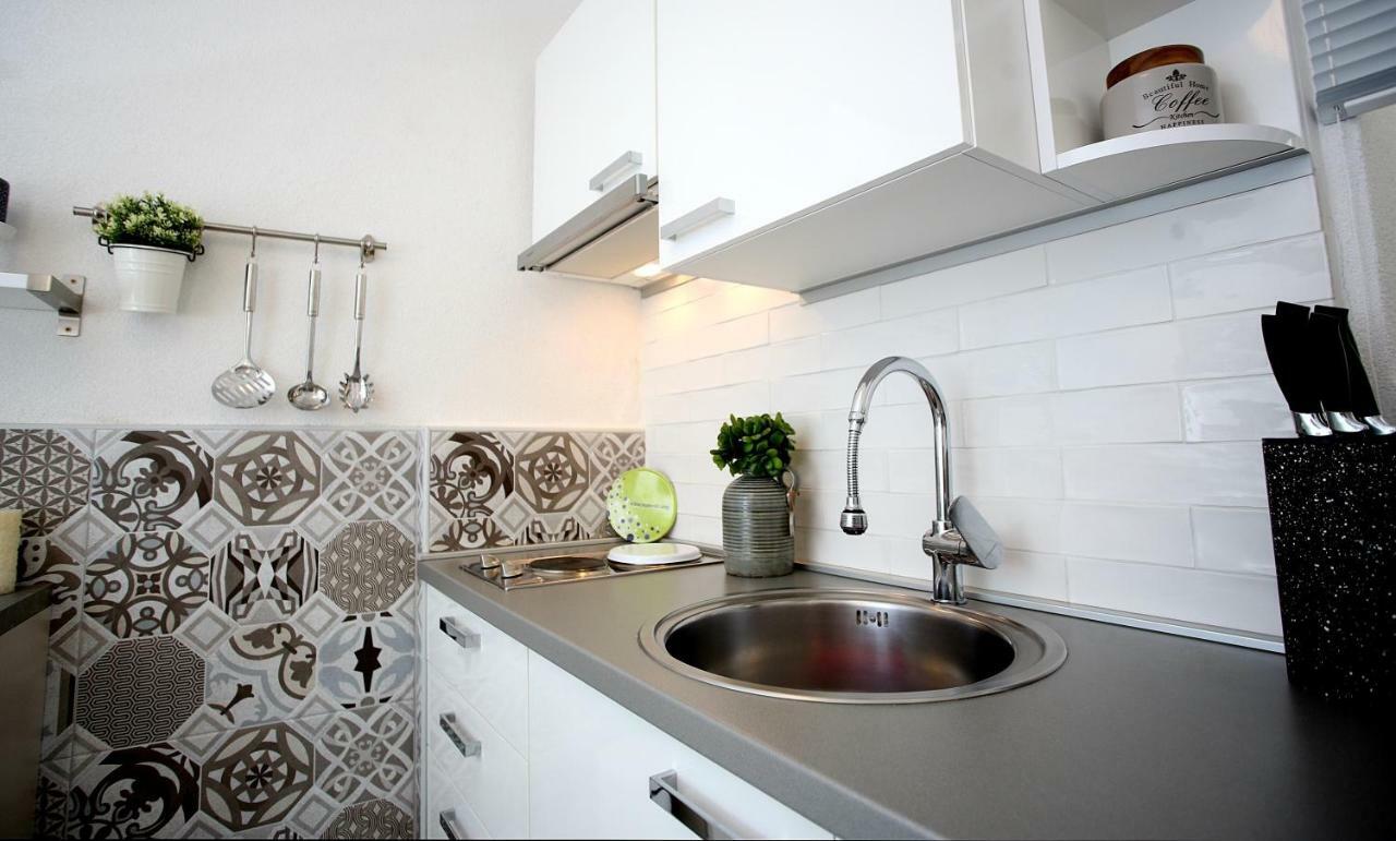 Charming Seaside Apartment Primošten Dış mekan fotoğraf
